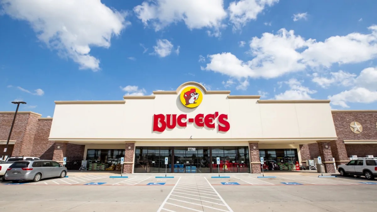 Buc Ee's Lunch Hour