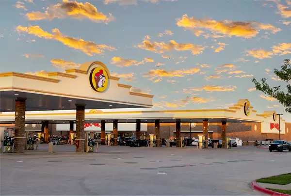 Buc Ee's Lunch Hour for different state